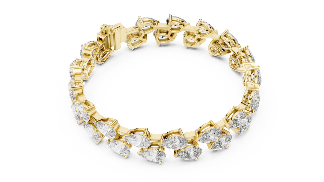Elegant Pear Shape Diamond Bracelet in Rose Gold
