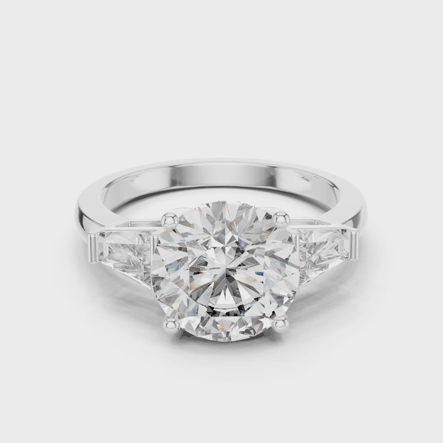 Luxury Round Diamond with Side Stones Ring